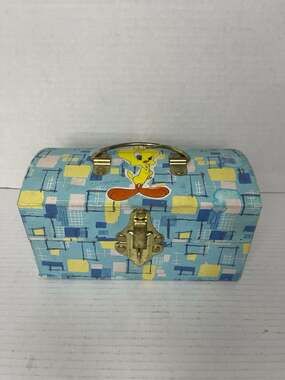 Unreleased Sample Vintage 1996 Tweety Bird Once Upon a Rose Decorative Trunk Box